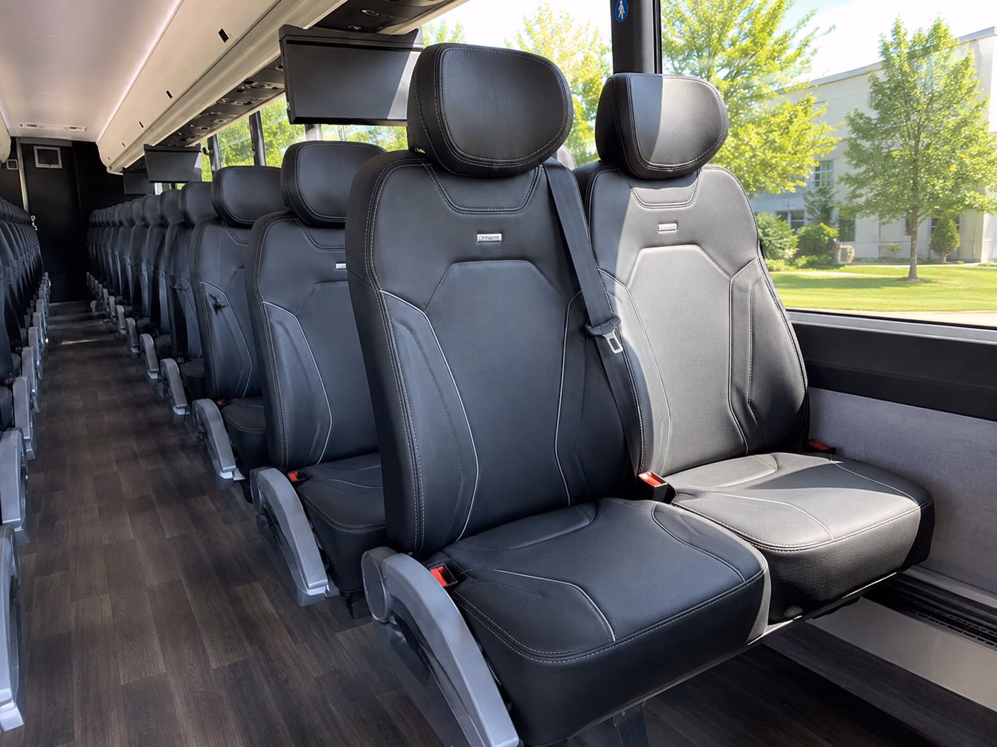 how starting location and deadhead affect charter bus rates in commerce city