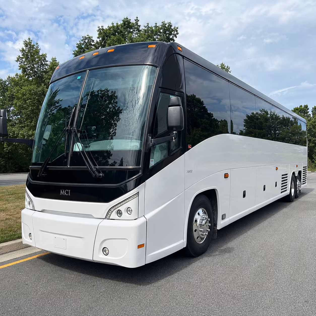 youth group retreats to the rockies are easy with the right bus
